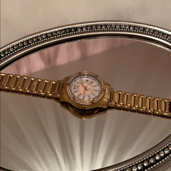 Gold Aviator F-Series Watch - Picture 3 of 5